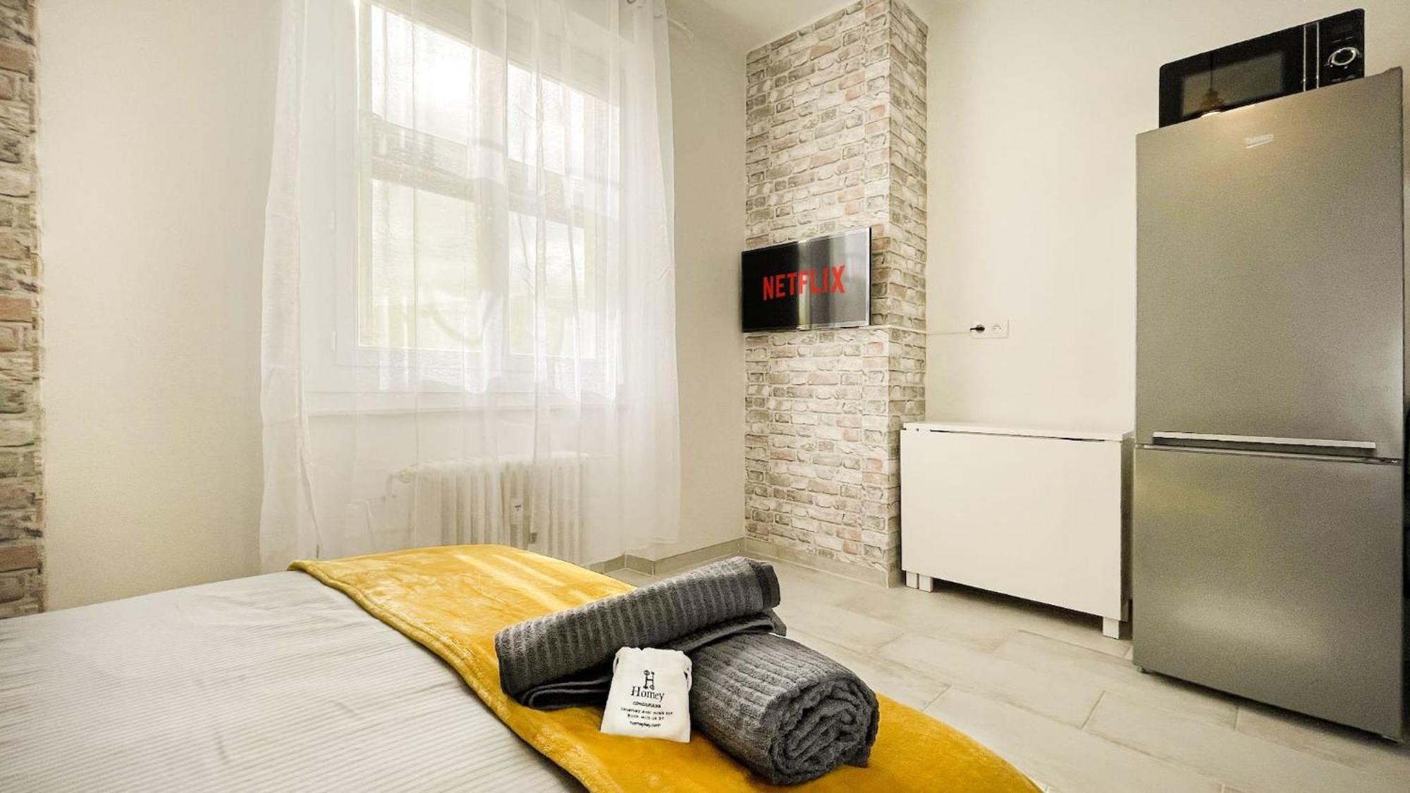 Homey Keola - Parking Prive Gratuit - Aux Portes De Geneve - Au Pied Du Tram - Appartement Avec 1 Chambre Et Un Grand Salon Avec Un Canape-Lit أمْبييّي المظهر الخارجي الصورة